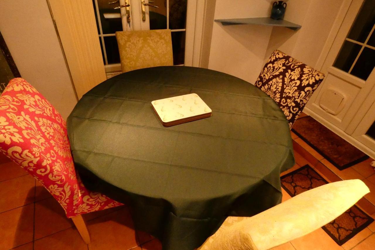Redfearn Cottage Apperley Bridge Екстериор снимка